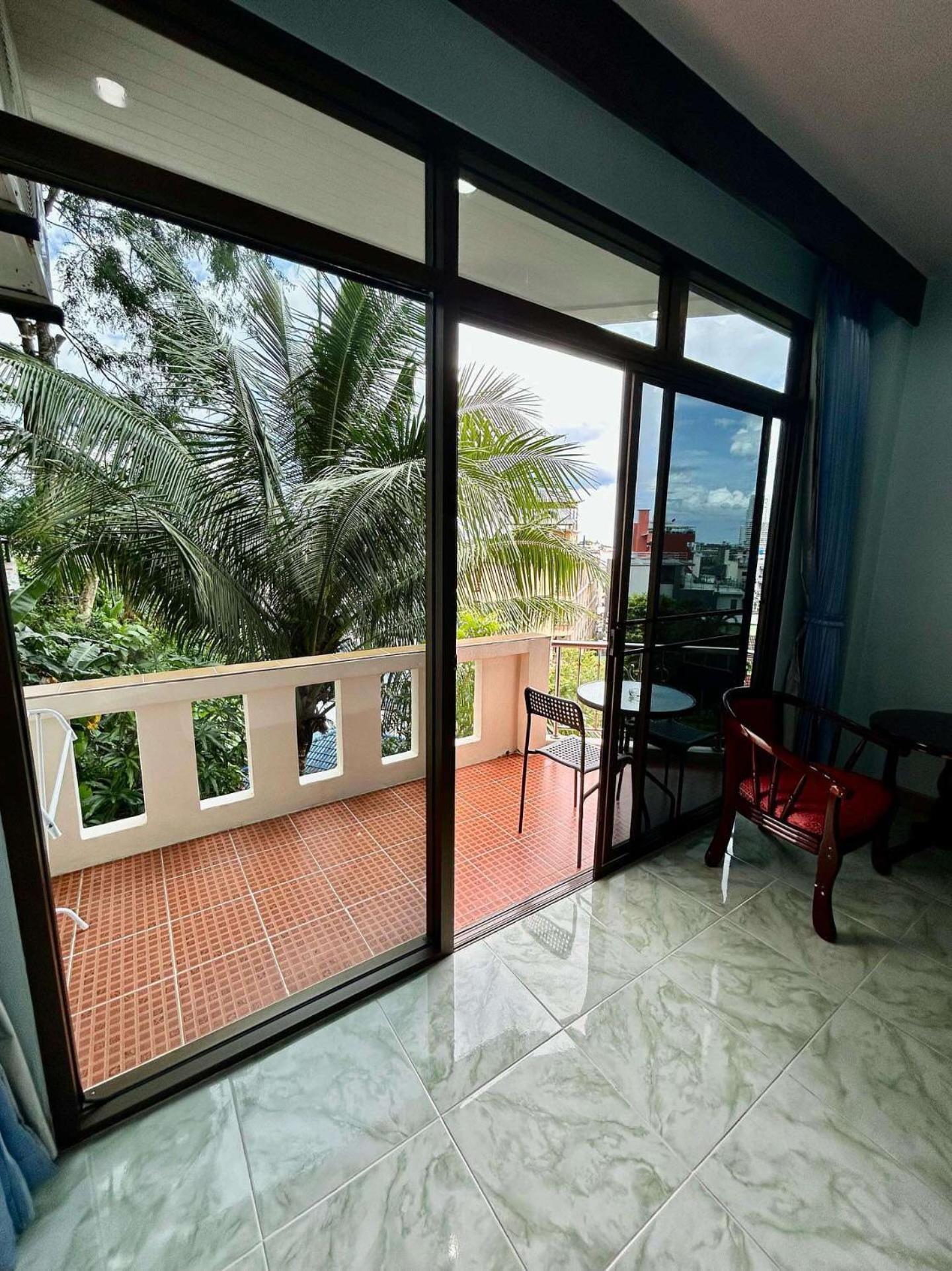 Riviera Patong Hotel ภายนอก รูปภาพ